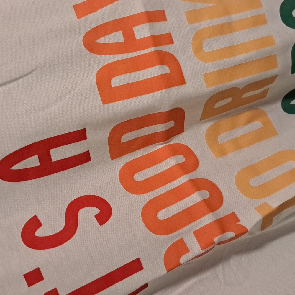 New boutique crewneck boating tee - Picture 6 of 8